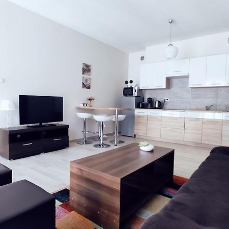 Pilsudskiego 11 By Homeprime Krasków Εξωτερικό φωτογραφία