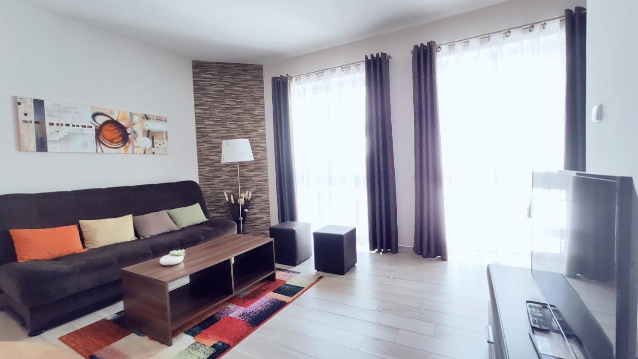 Pilsudskiego 11 By Homeprime Krasków Εξωτερικό φωτογραφία