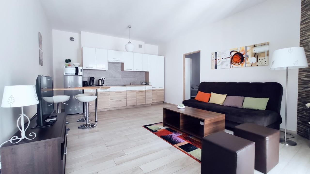 Pilsudskiego 11 By Homeprime Krasków Εξωτερικό φωτογραφία